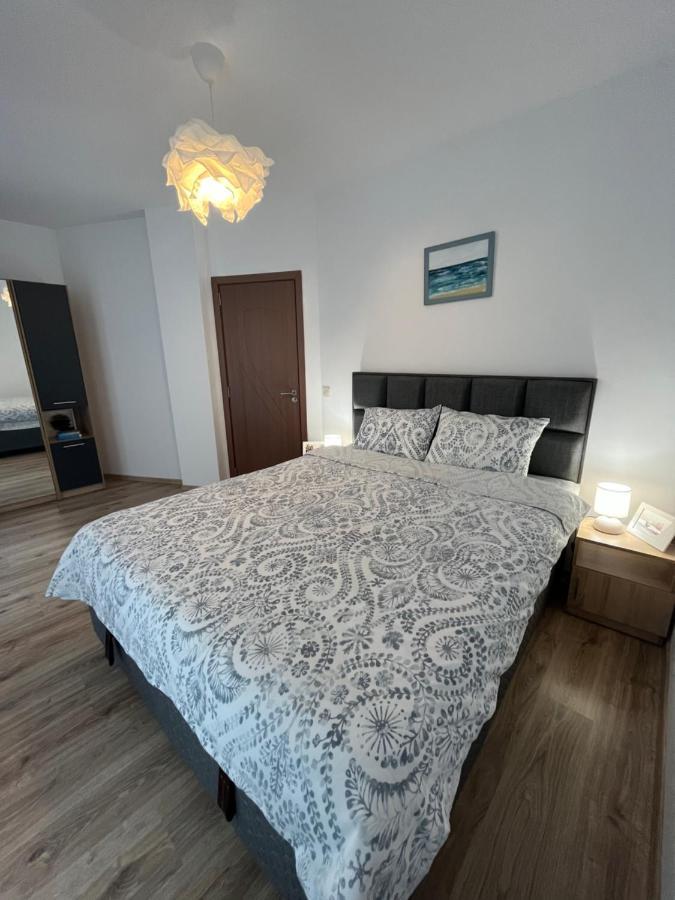 Azzurro Premium Apartment On Bulevard Bogoridi Μπουργκάς Εξωτερικό φωτογραφία