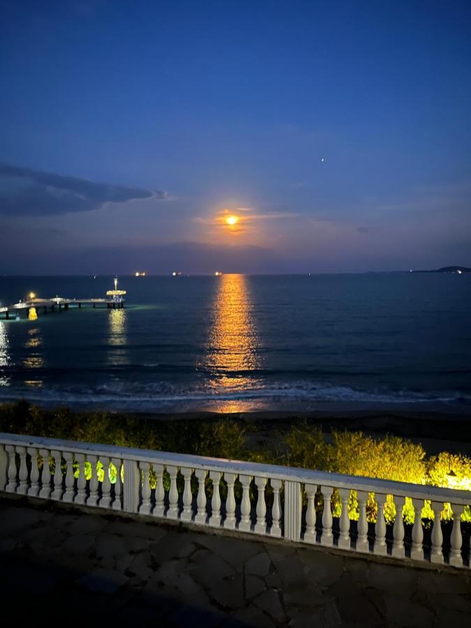 Azzurro Premium Apartment On Bulevard Bogoridi Μπουργκάς Εξωτερικό φωτογραφία