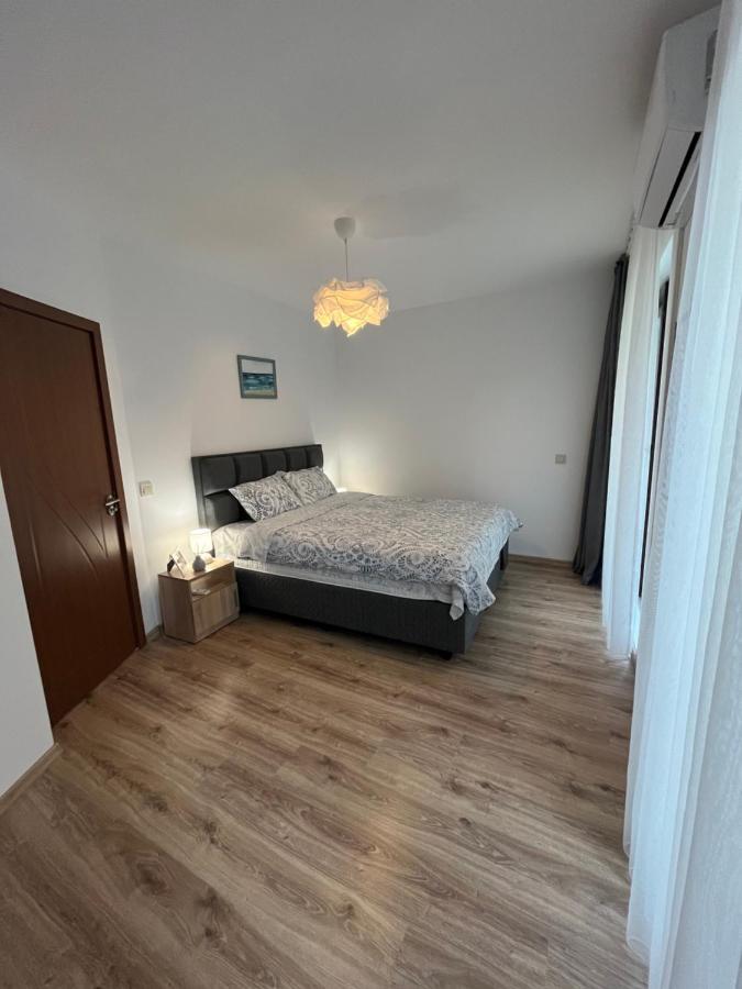 Azzurro Premium Apartment On Bulevard Bogoridi Μπουργκάς Εξωτερικό φωτογραφία
