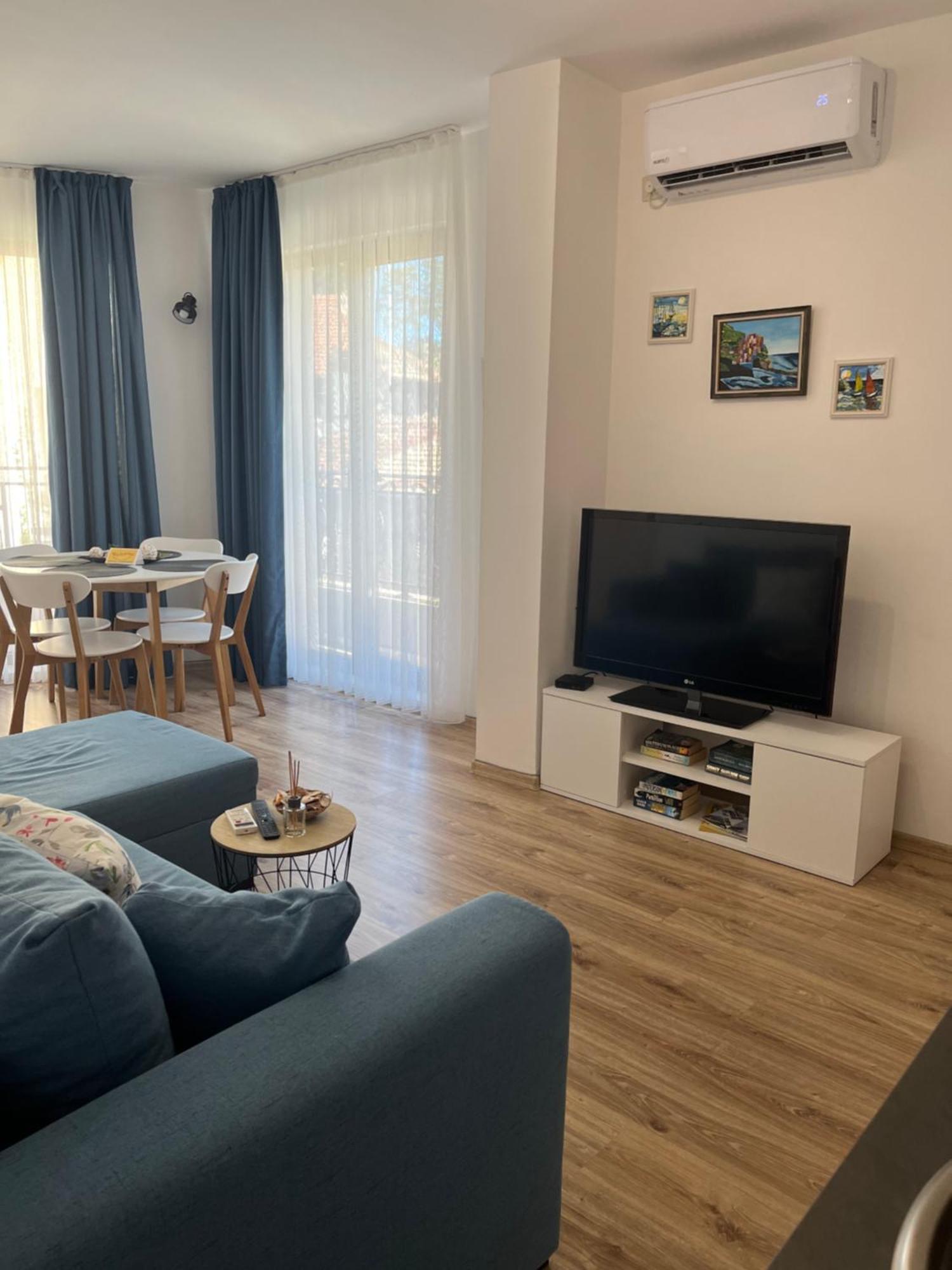Azzurro Premium Apartment On Bulevard Bogoridi Μπουργκάς Εξωτερικό φωτογραφία