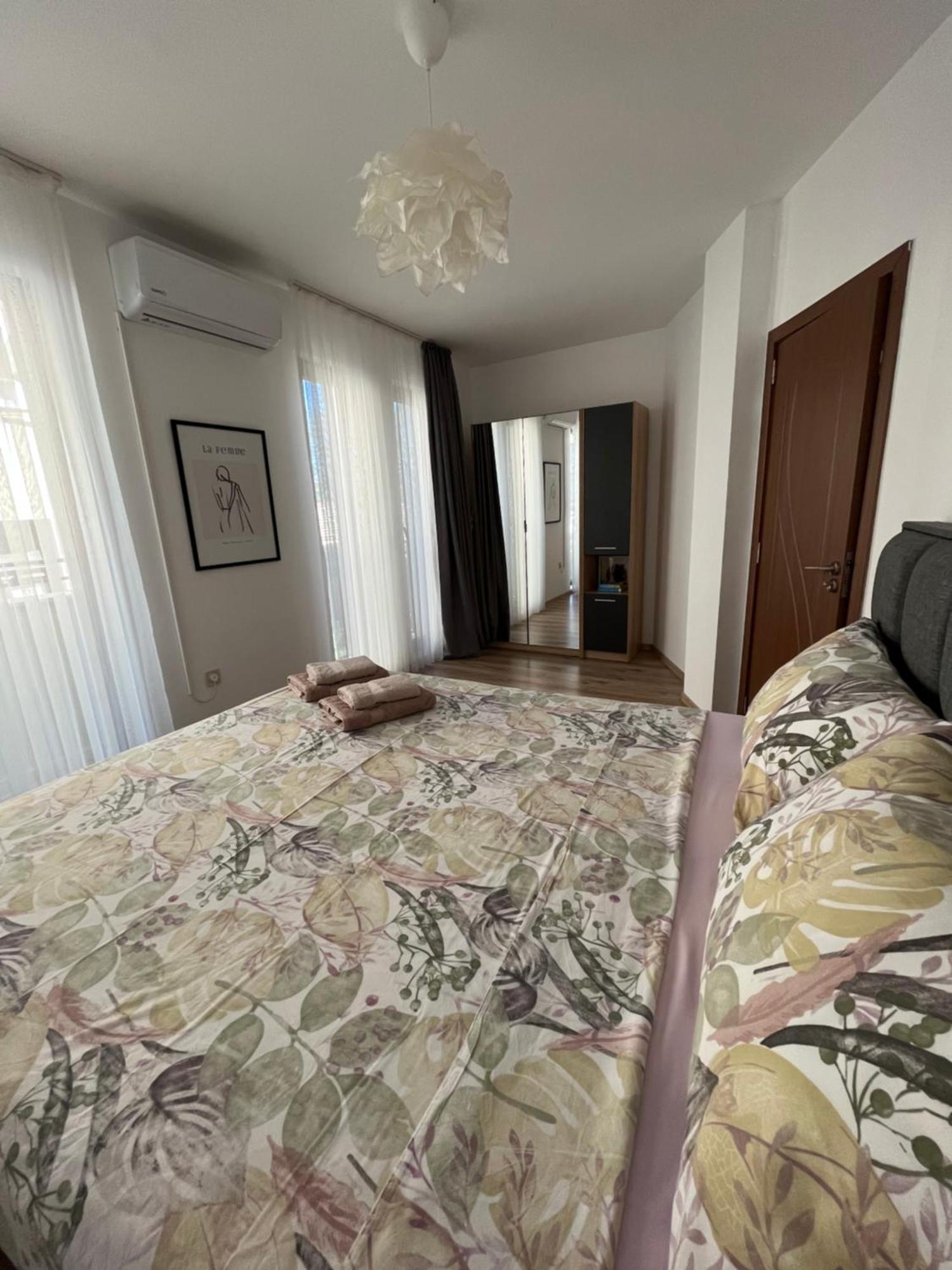 Azzurro Premium Apartment On Bulevard Bogoridi Μπουργκάς Εξωτερικό φωτογραφία